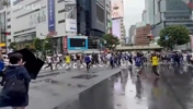 其他視角：平時(shí)刻燃爆清晨！日本隊(duì)絕平后，十字路口秒變狂歡海洋